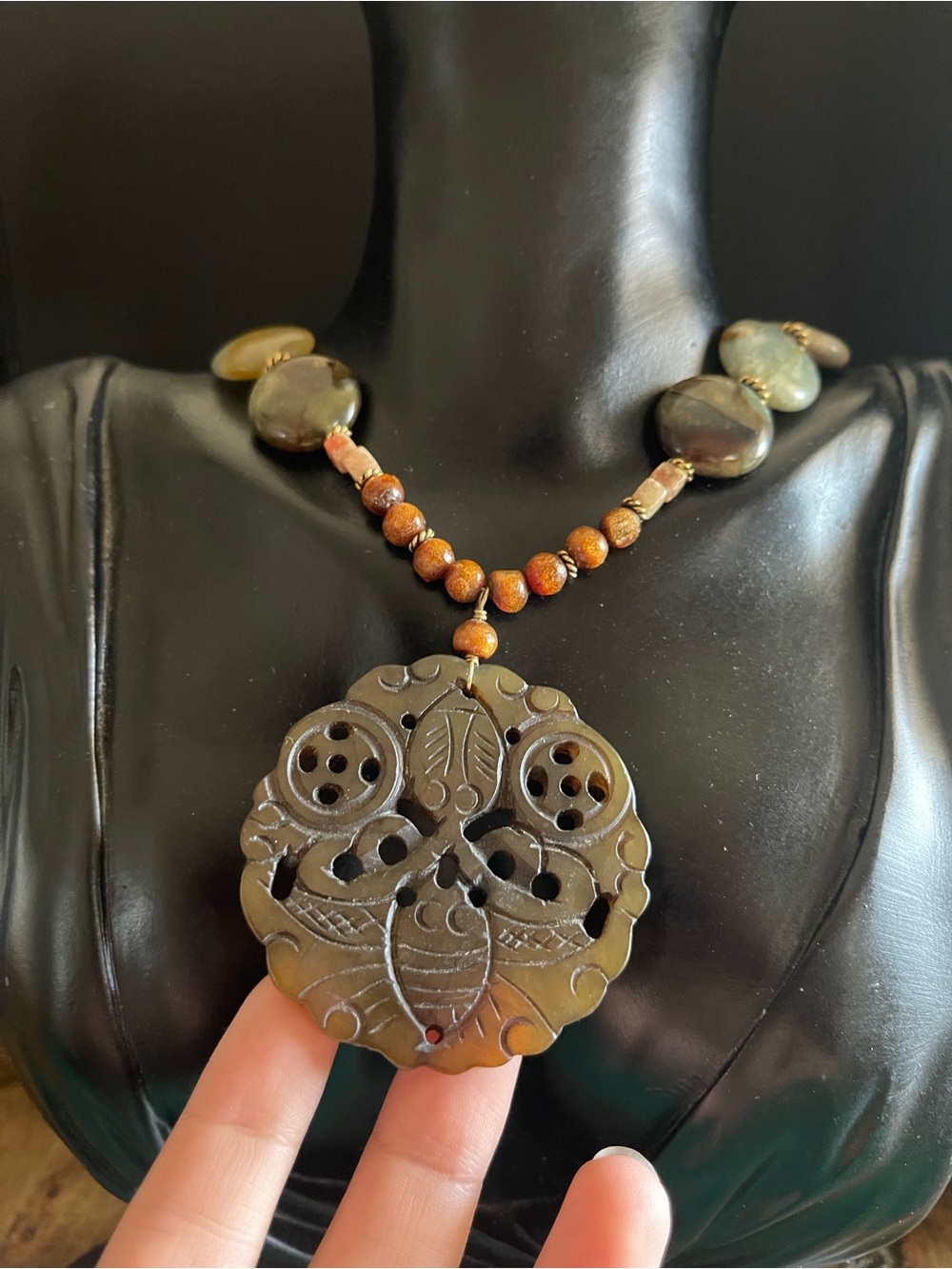 Brown stone carved agate carnelian statement long necklace